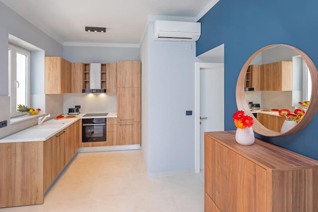 St Jakov Superior Beach Apartment With Free Parking Дубровник Экстерьер фото